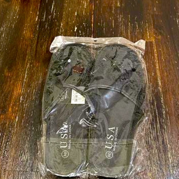 CHINESE SLIPPERS - Picture 4 of 4